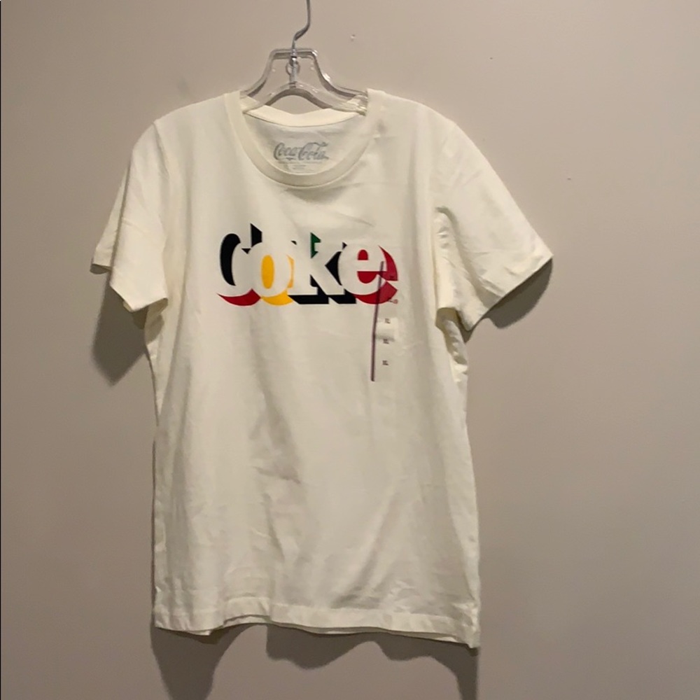(NWOT) COCA-COLA TEE💖 - Picture 2 of 5